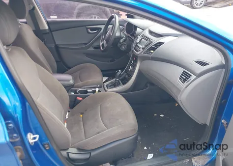 2016 Hyundai Elantra Limited/Se/Value Edition z USA, uszkodzony, nr VIN KMHDH4AE3GU655702